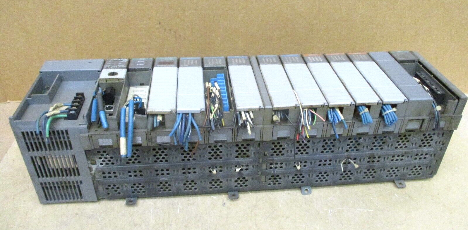 Allen-Bradley SLC 500 1746-P3 Ser A SLC 5/04 CPU 1747-L542 48674GN