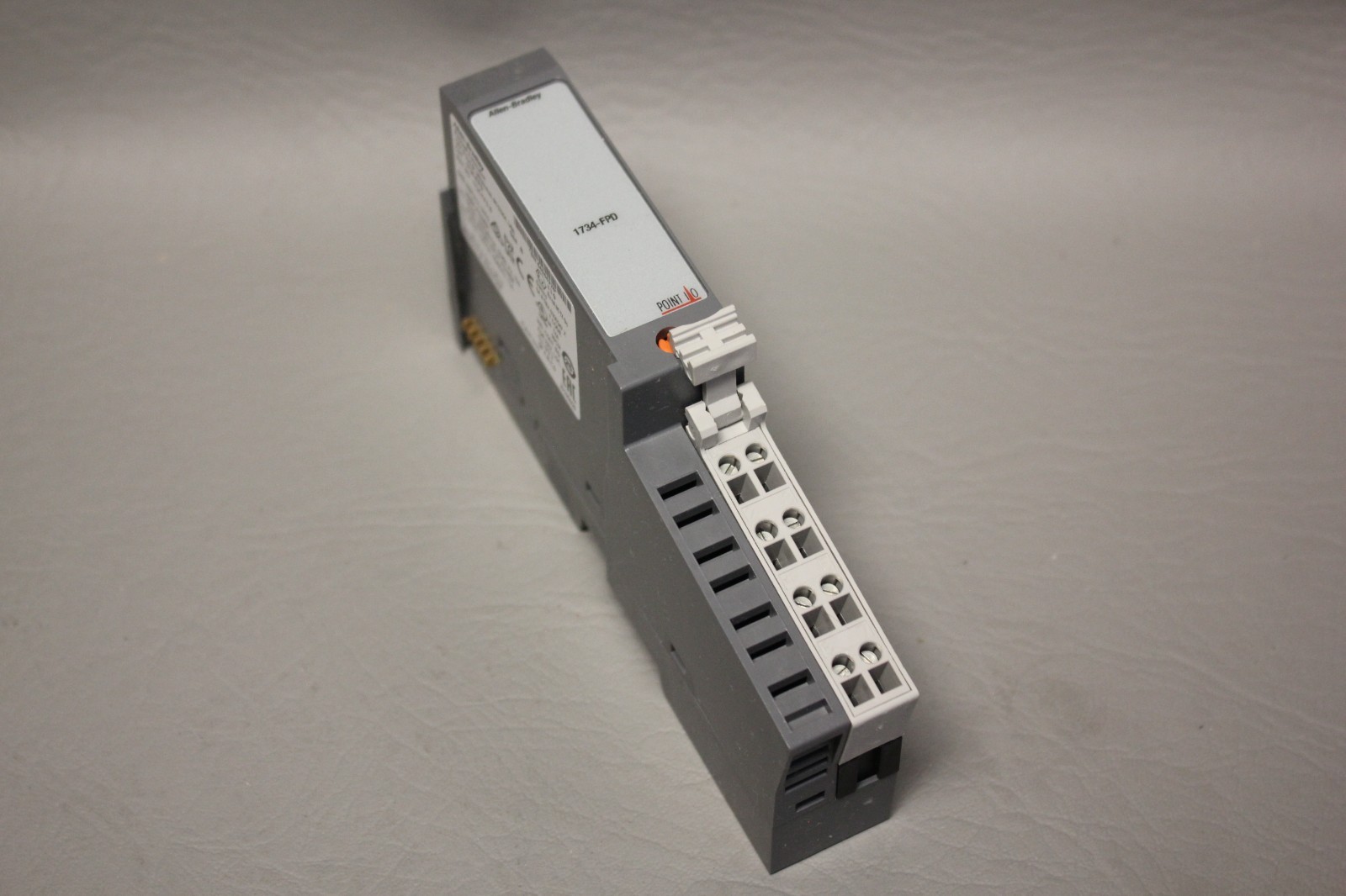 ALLEN BRADLEY POINT I/O FIELD POTENTIAL DISTRIBUTOR MODULE 1734-FPD B