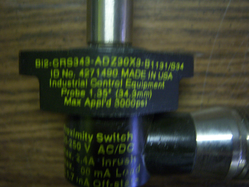 TURCK ELEKTRONIK Bi2-CRS343-ADZ30X3-B1131/S34 USPP B12C NEW