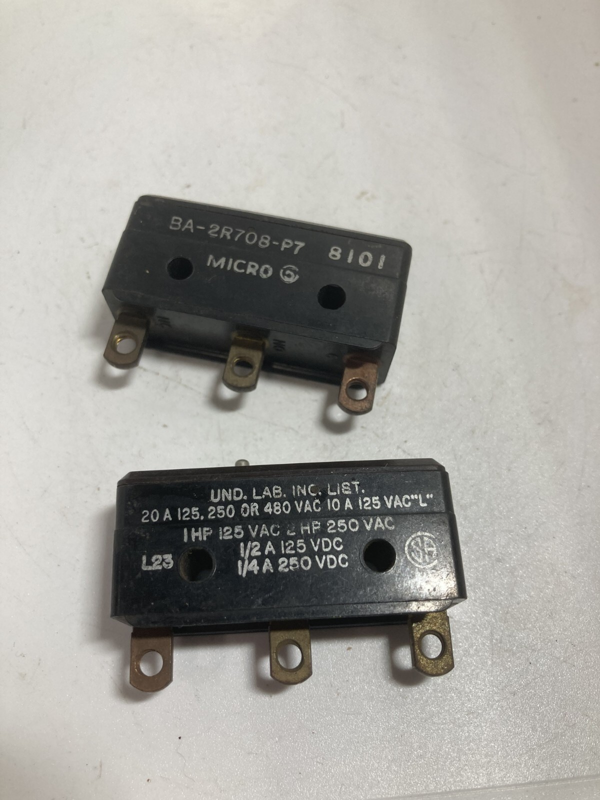 HONEYWELL BA-2R708-P7 LIMIT SWITCH 20A125, 250 OR 480VAC PIN PLUNGER (LOT OF 2)