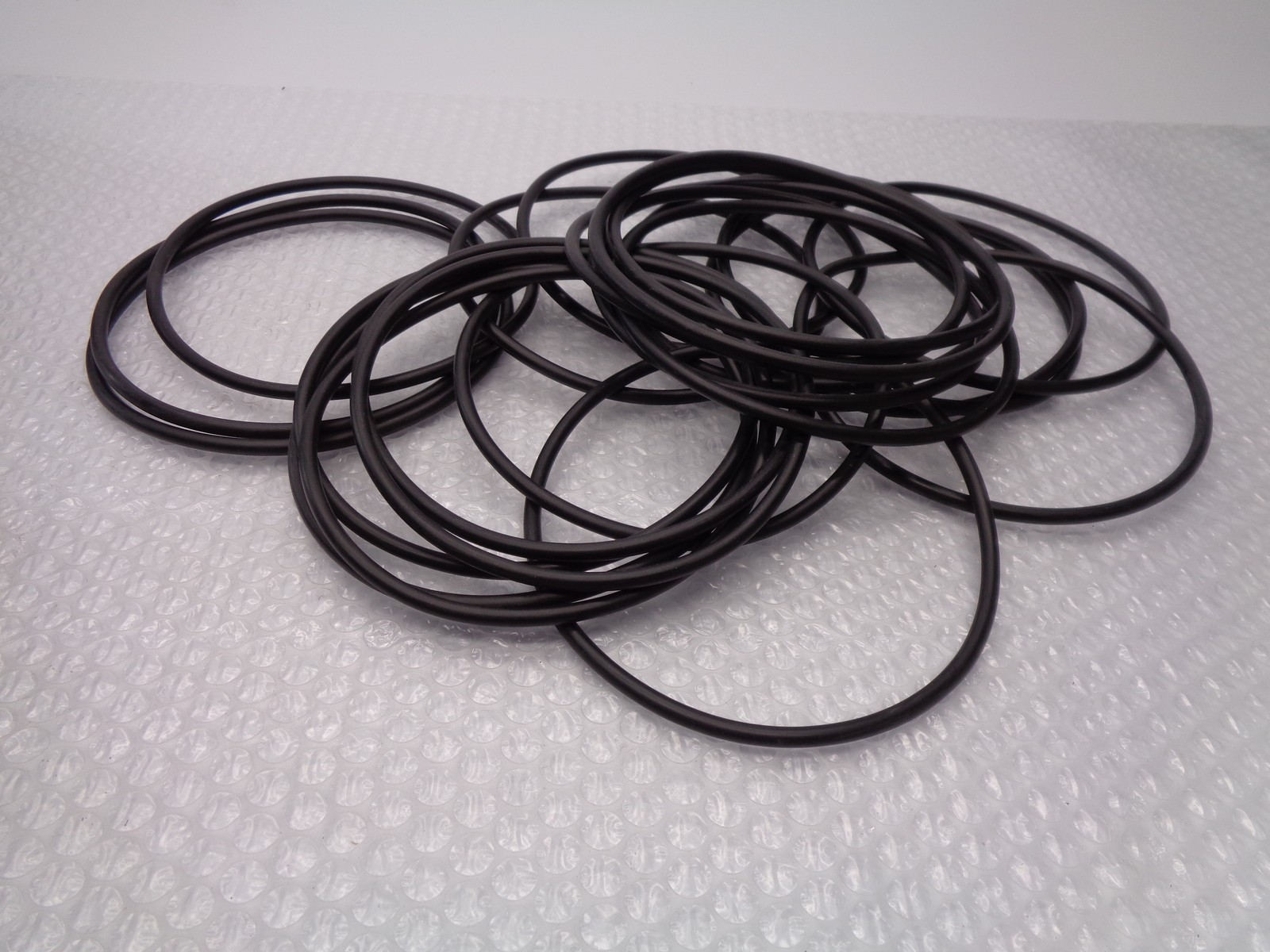 INDUSTRIAL SPARE 2-356-N70 O-RING LOT OF 22 NSNP