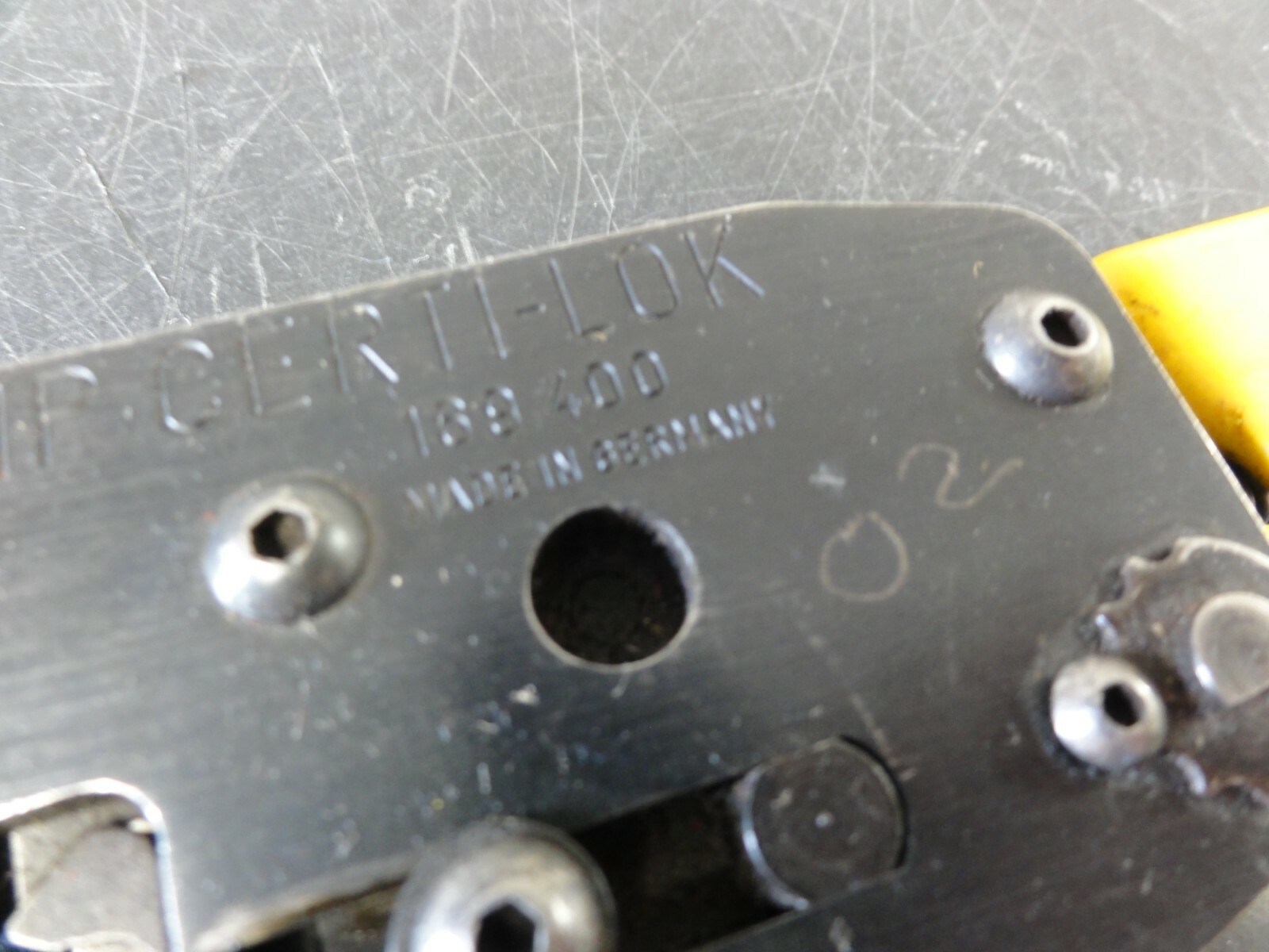 Amp Certi-Lok No 169-400 Crimping Tool with 414 Die