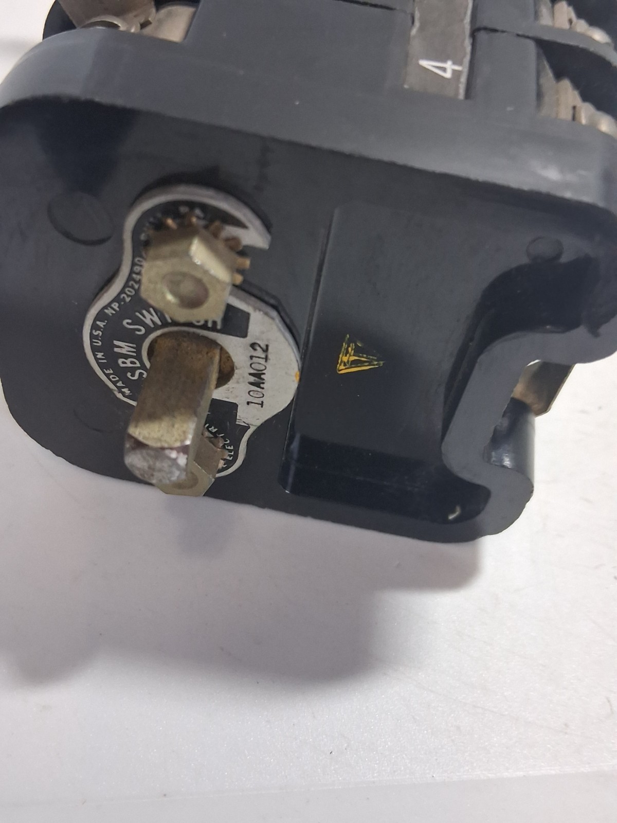 GENERAL ELECTRIC 10AA012 ROTARY SWITCH AMMETER 3 STAGE KNURLED HANDLE NNB