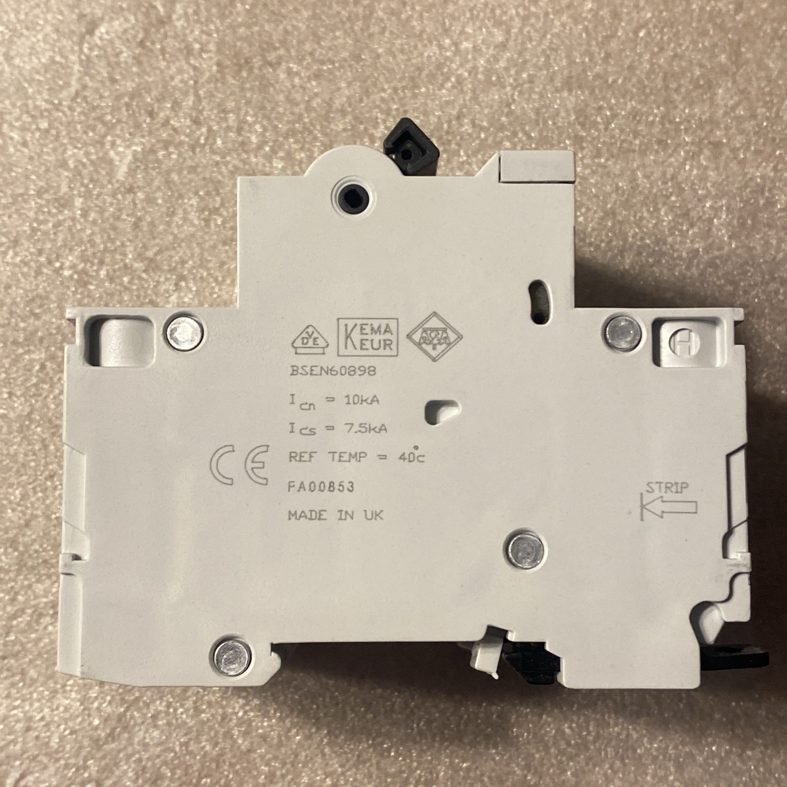 Eaton C63/3 Miniature Circuit Breaker 63A Amp 15kA 3Pole 278879 New