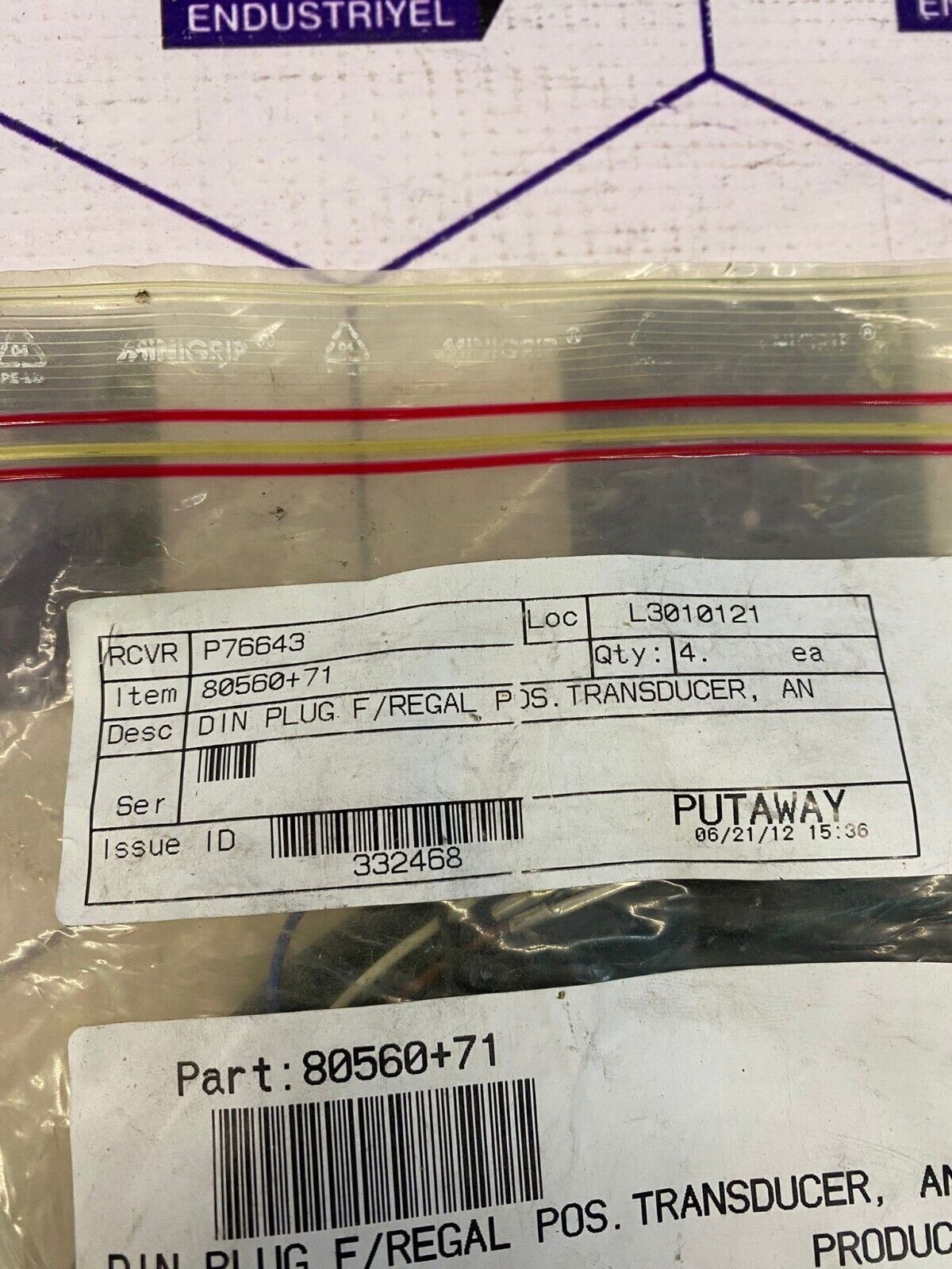 NOV 80560+71 Din Plug For Regal Pos. Transducer Angle