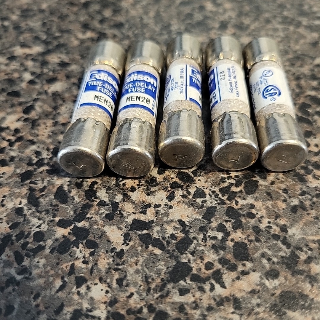 LOT OF 5: Edison MEN20 Time Delay Fuses 20 Amp