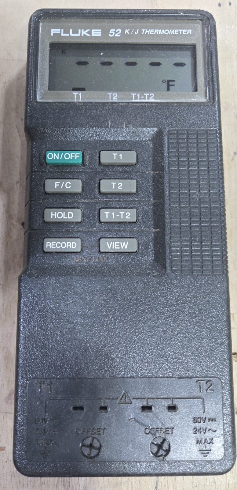 Fluke 52 K/J Thermometer