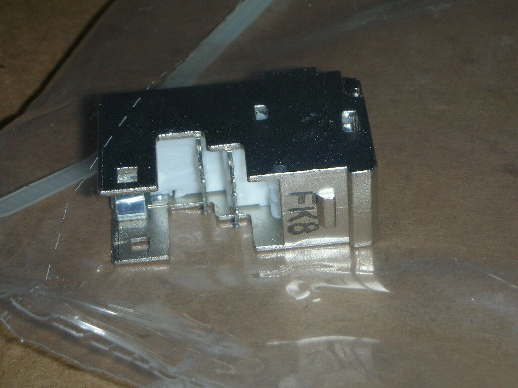 Metz CONNECT 130910-I Recessed RJ45 E-DAT Module Cat.6A 8(8) Jack T568A 1-Pc NEW