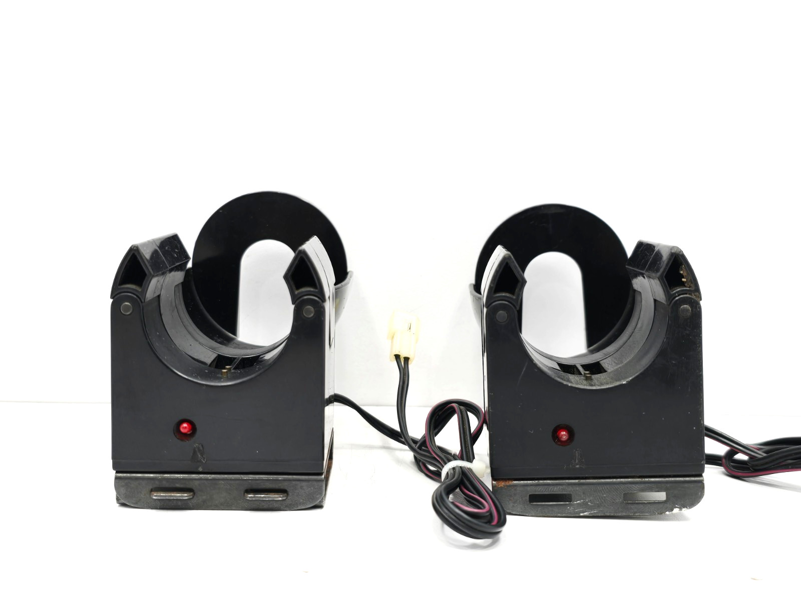 ARXX025 MAGLITE MAG CHARGER FOR FLASHLIGHT ARXX185 LOT OF 2