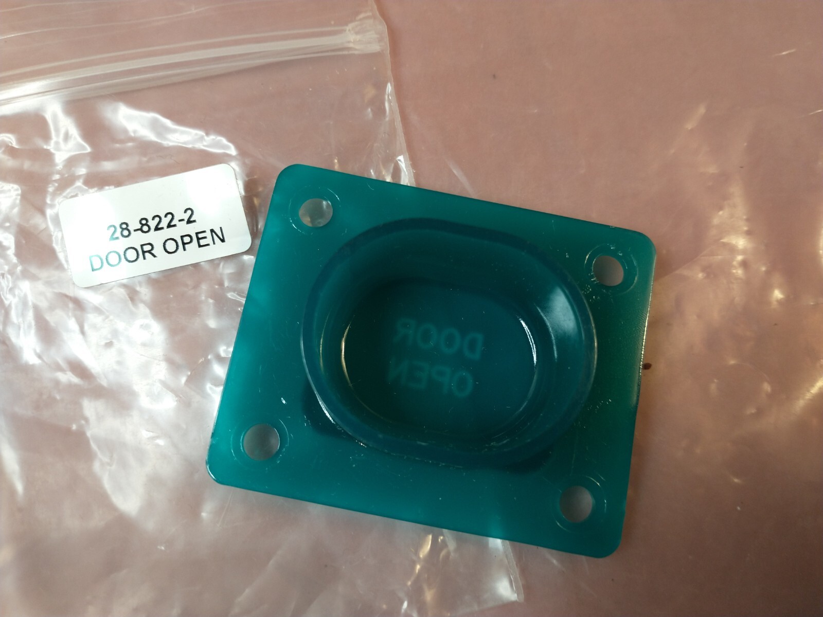 DRS Technologies “Door Open” Green Indicator Light Lens 28-822-2 – Fast Shipping