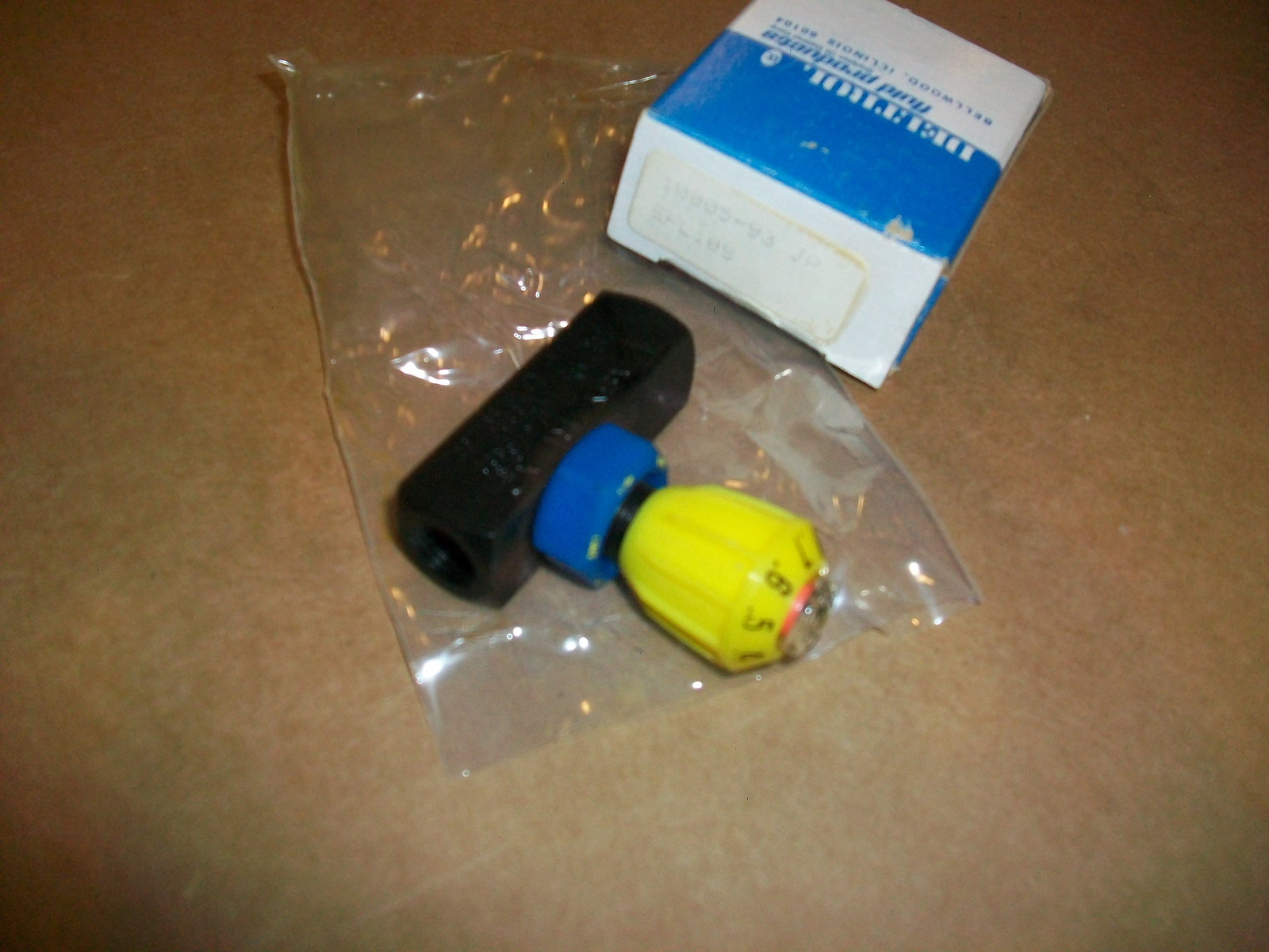 DELTROL FLOW CONTROL VALVE EFL10S NEW IN BOX