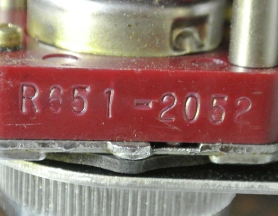 REES R651-2052 CONTROL UNIT / SWITCH / RHEOSTAT (?) MARKED 0-100 – NEW SURPLUS