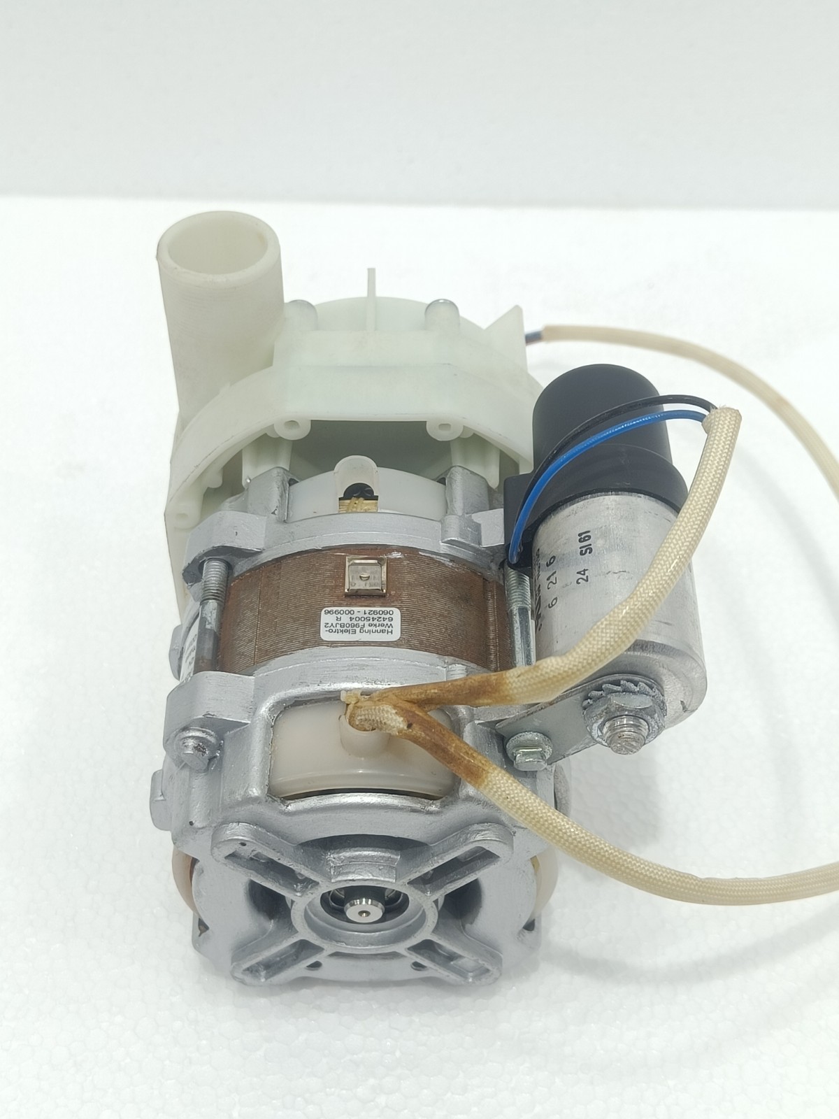 HOBART HALFLOWTIC COMPACT DRAIN WATER PUMP UP30-506 240V 3600 RPM 0,85 A GERMANY
