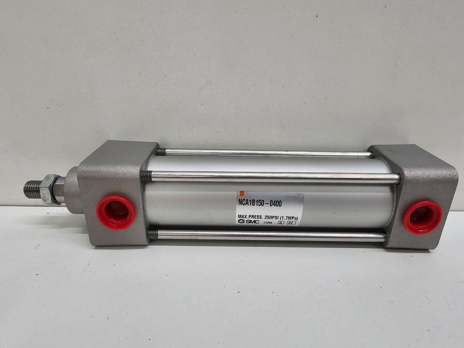 NEW OLD STOCK! SMC 4″ STROKE PNEUMATIC CYLINDER NCA1B150-0400
