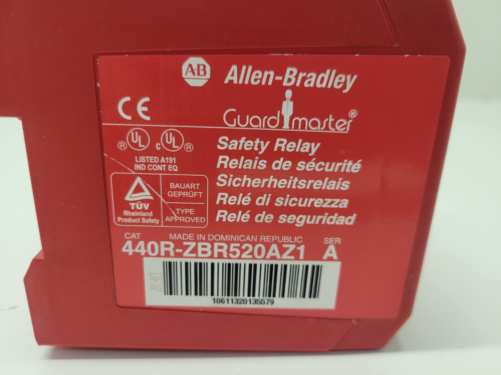 GOOD USED! ALLEN-BRADLEY GUARDMASTER SAFETY RELAY 440R-ZBR520AZ1