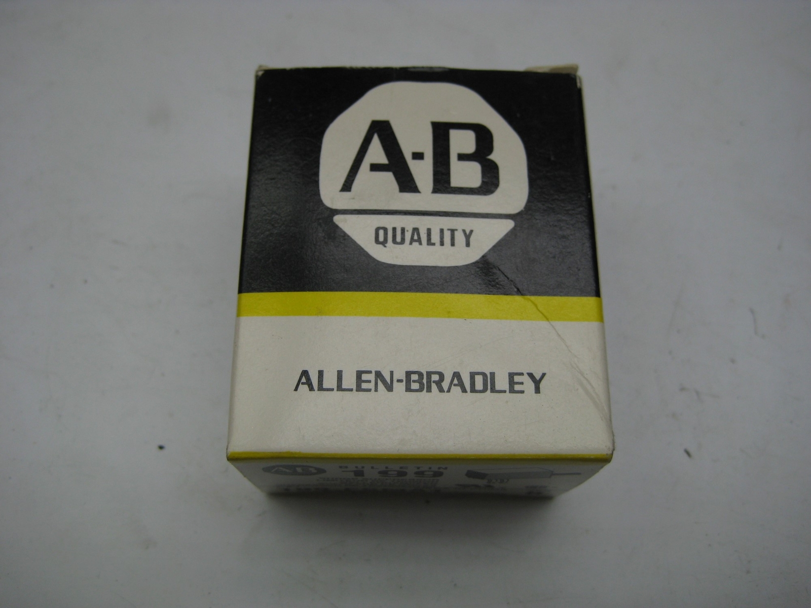ALLEN BRADLEY 199-FSMA1 SER.B SURGE SUPPRESSOR NSMP