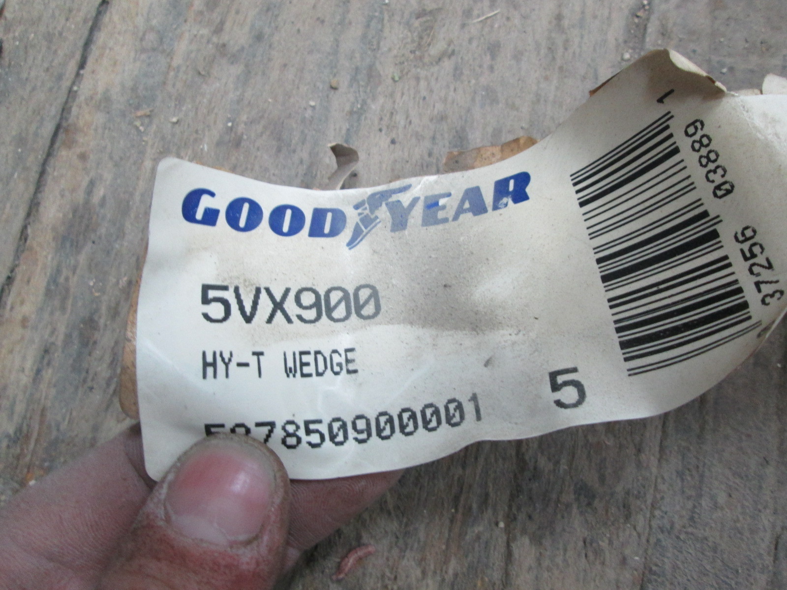 Goodyear Hy-T Wedge Matchmaker Industrial V-Belt V Belt 5VX900