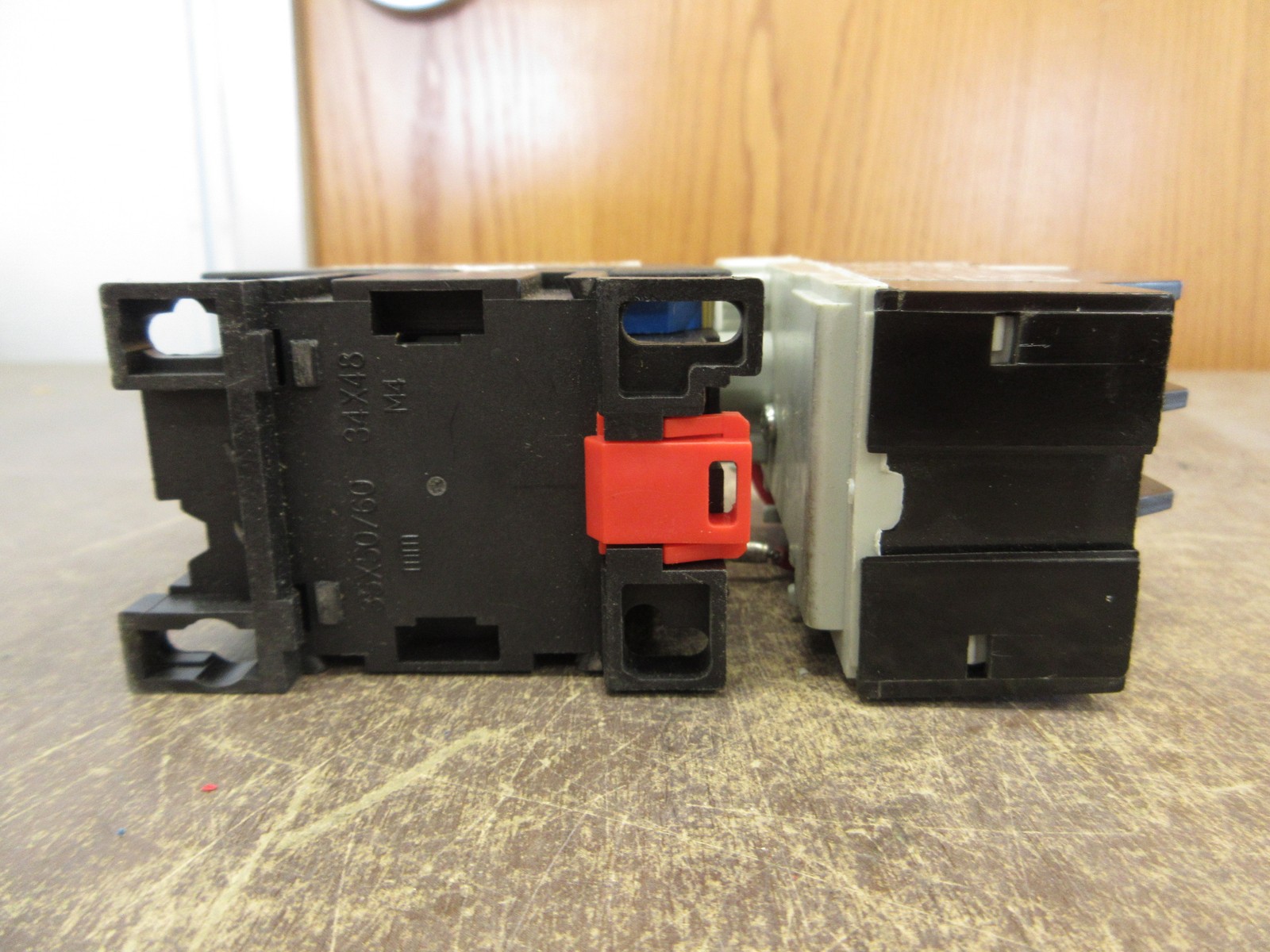 NHD Starter C-09D10 / NTH-2.5 220V Coil Trip: 1.8-2.5A Used
