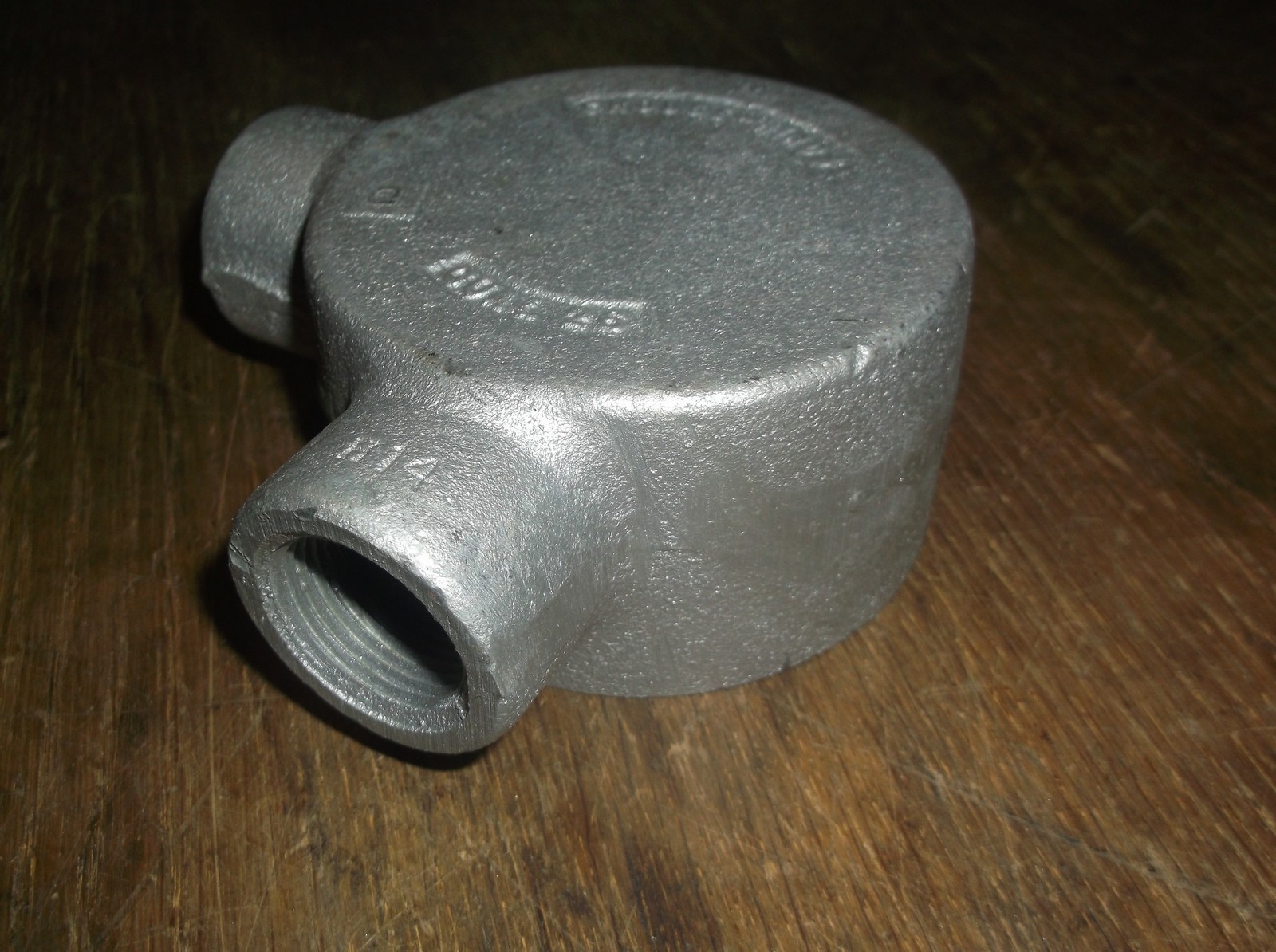 Crouse Hinds CUAL26 3/4 13.5 CU IN Outlet Box *FREE SHIPPING*