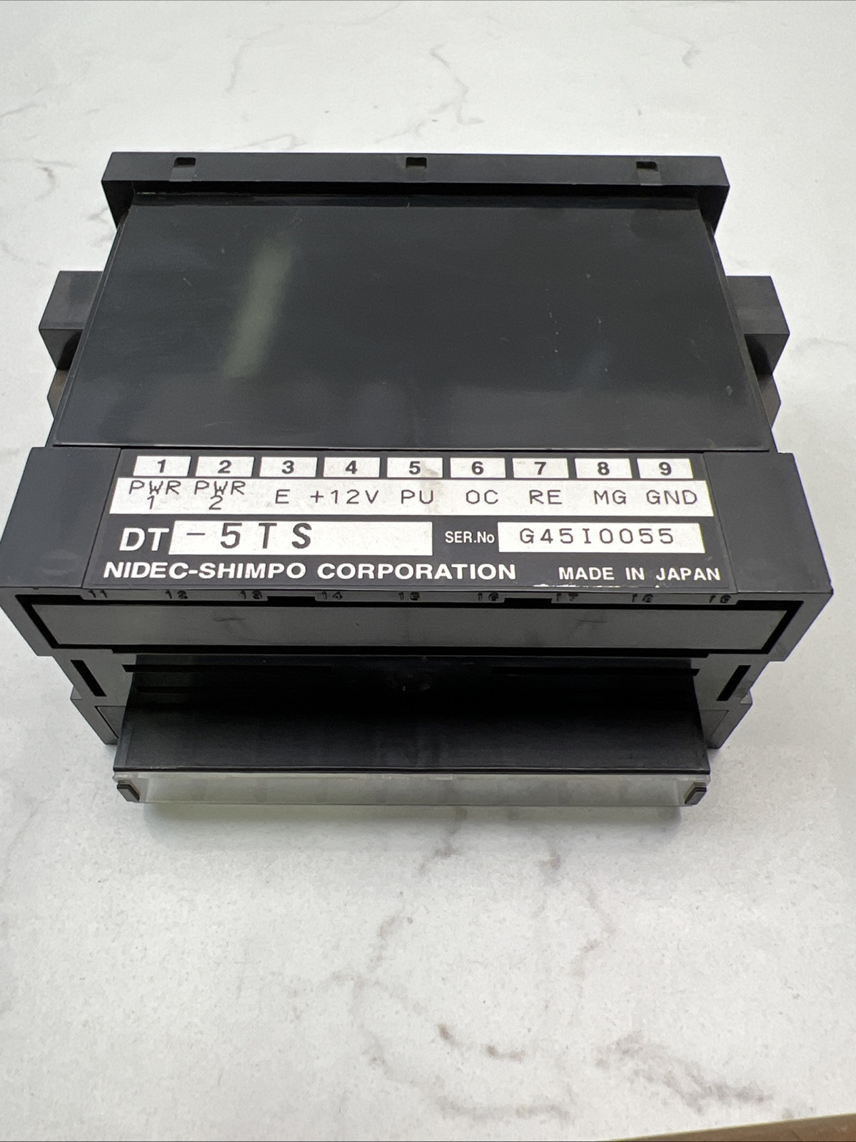 Nidec DT-5TX/DT-5TS Tachometer Instruction Manual