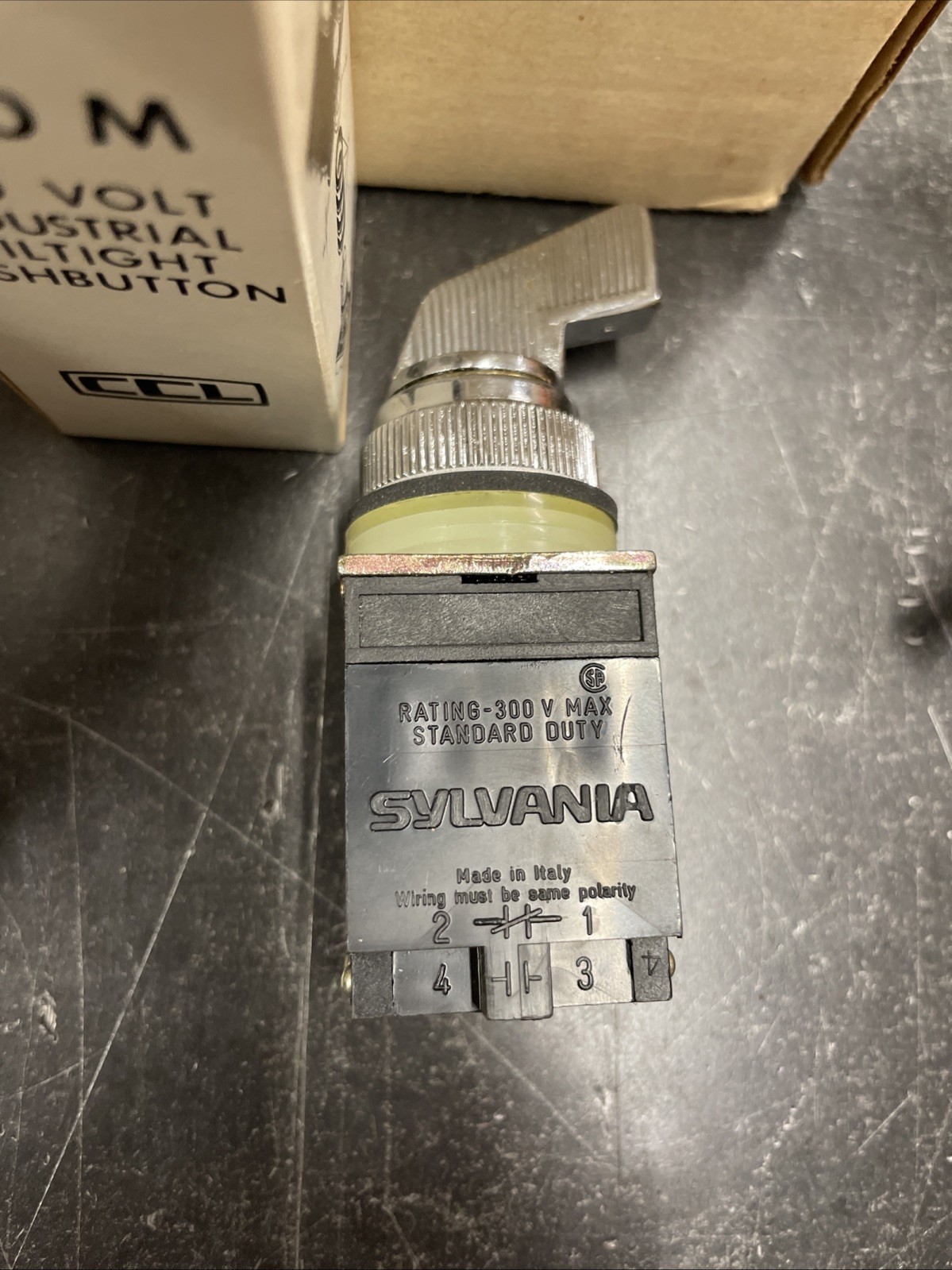 Lot o 3 New Vintage Sylvania 100M-CG9ZB Selector Switch 300V Industrial Oiltight