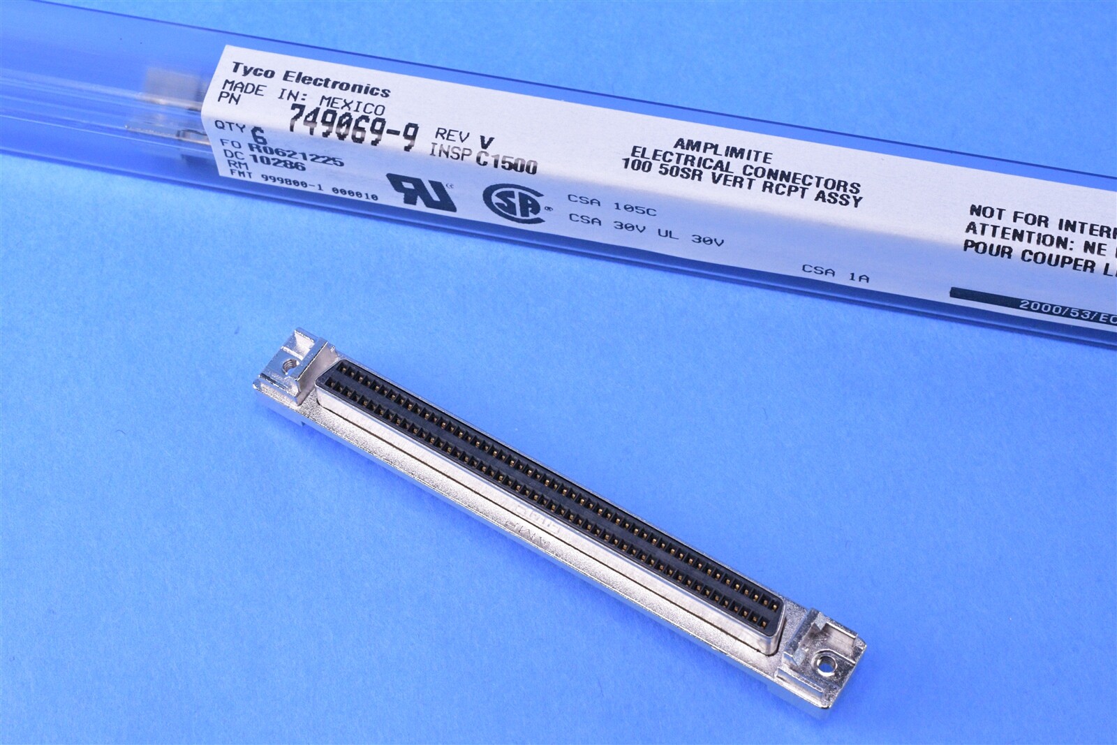 TE Connectivity 100 Position D-Type Receptacle Female Socket Connector 749069-9
