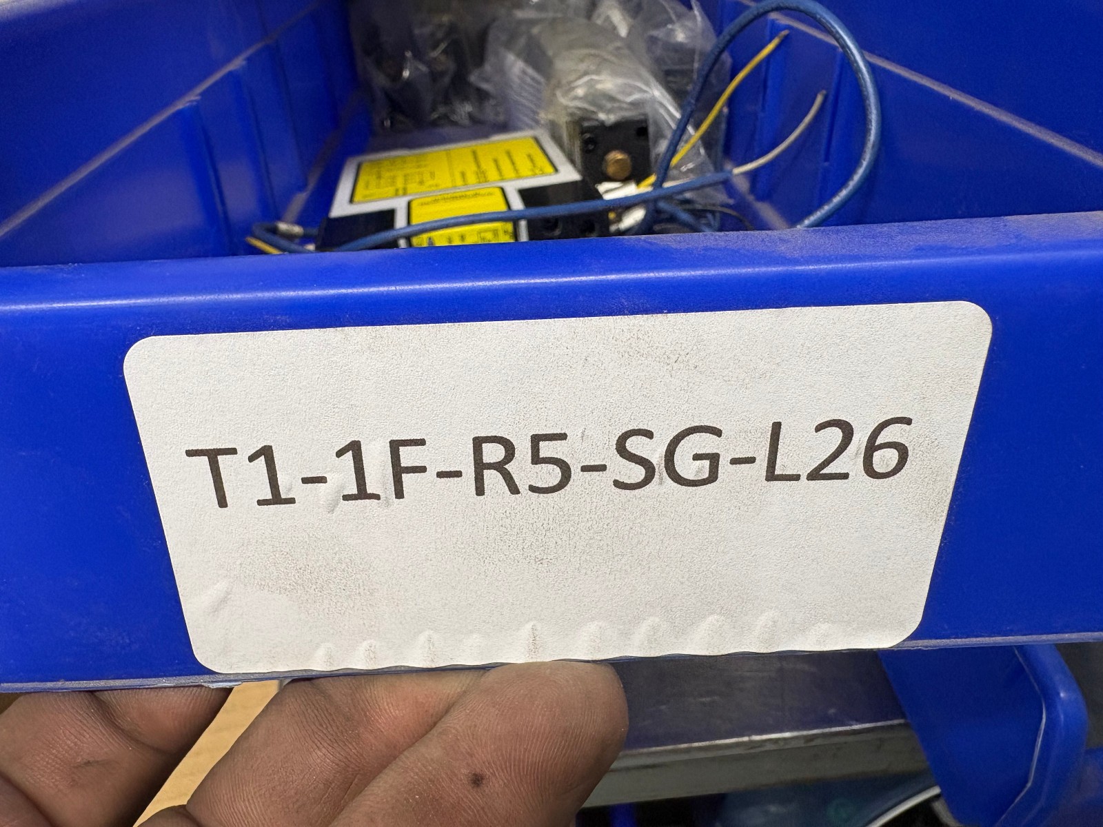 BANNER AT-FM-10K SAFETY RELAY 24VAC/DC 200mA MAX *SEE PICTURES*