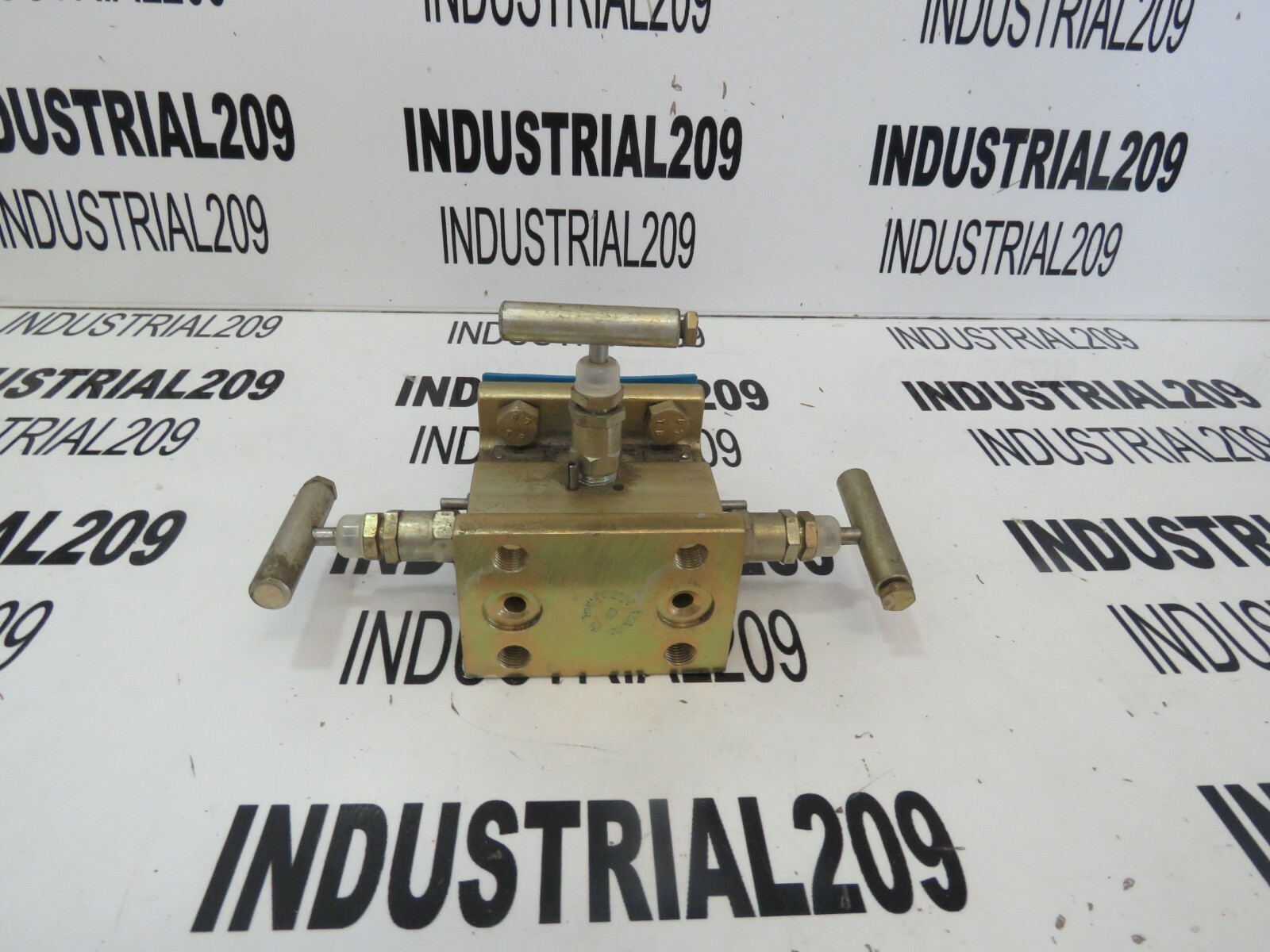 ANDERSON GREENWOOD INSTRUMENT MANIFOLD M4AVIC NEW