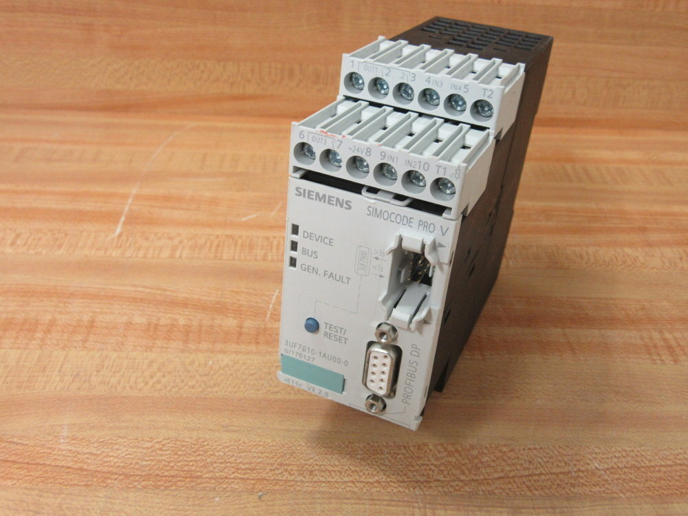 Siemens 3UF7010-1AU00-0 Relay Motor Control W/ 2 Terminal Blocks
