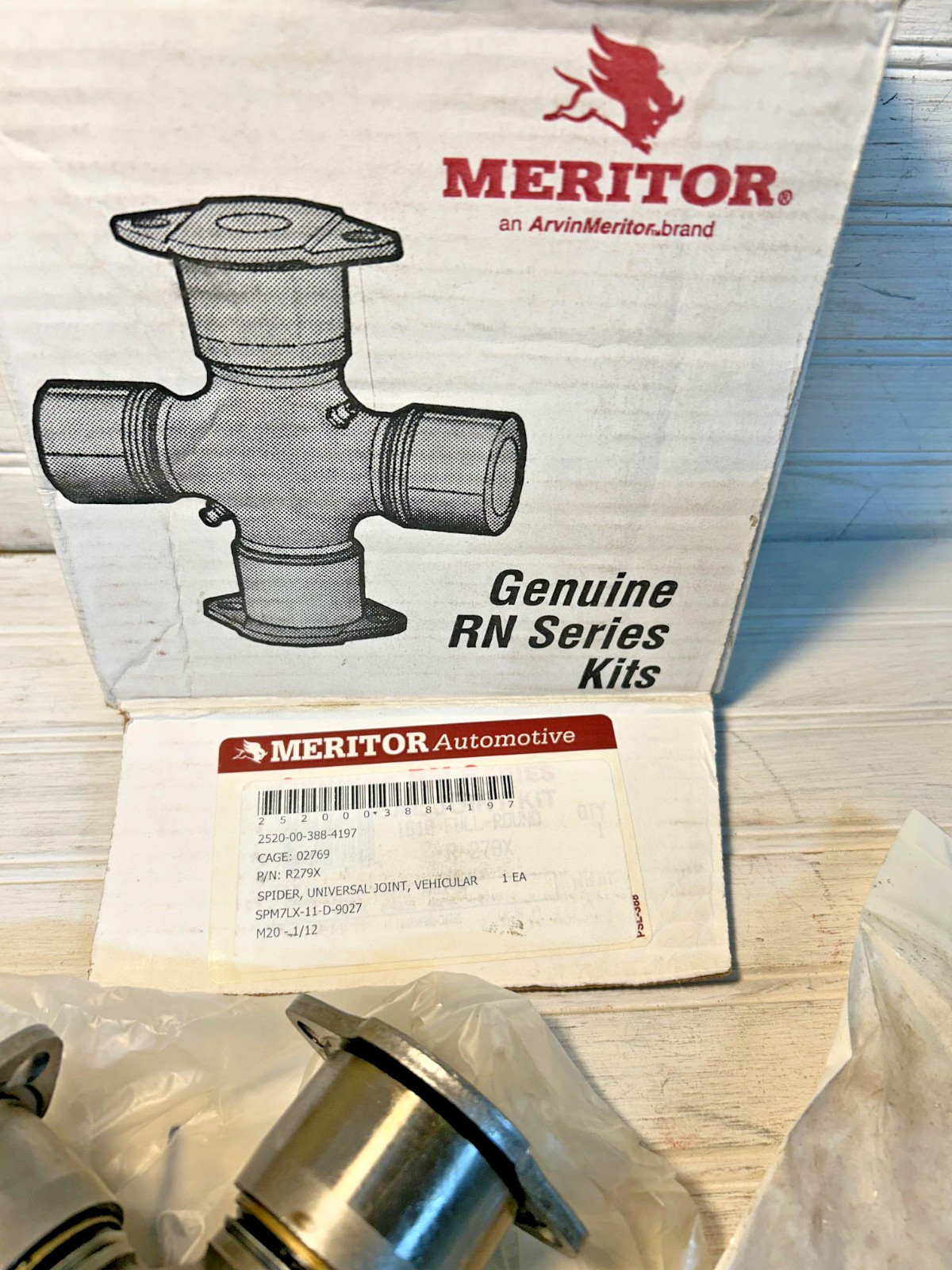 MERITOR R279X UNIVERSAL JOINT KIT FOR M939 & OTH. MIL. VEH., 2520-00-388-4197