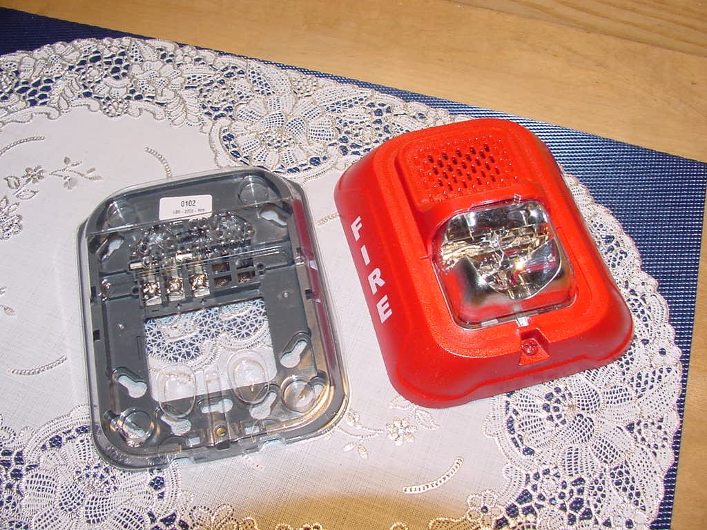 Bulk Pack (10 count) System Sensor P2RL-BP10, Fire Alarm Strobe RED, Indoor, NEW