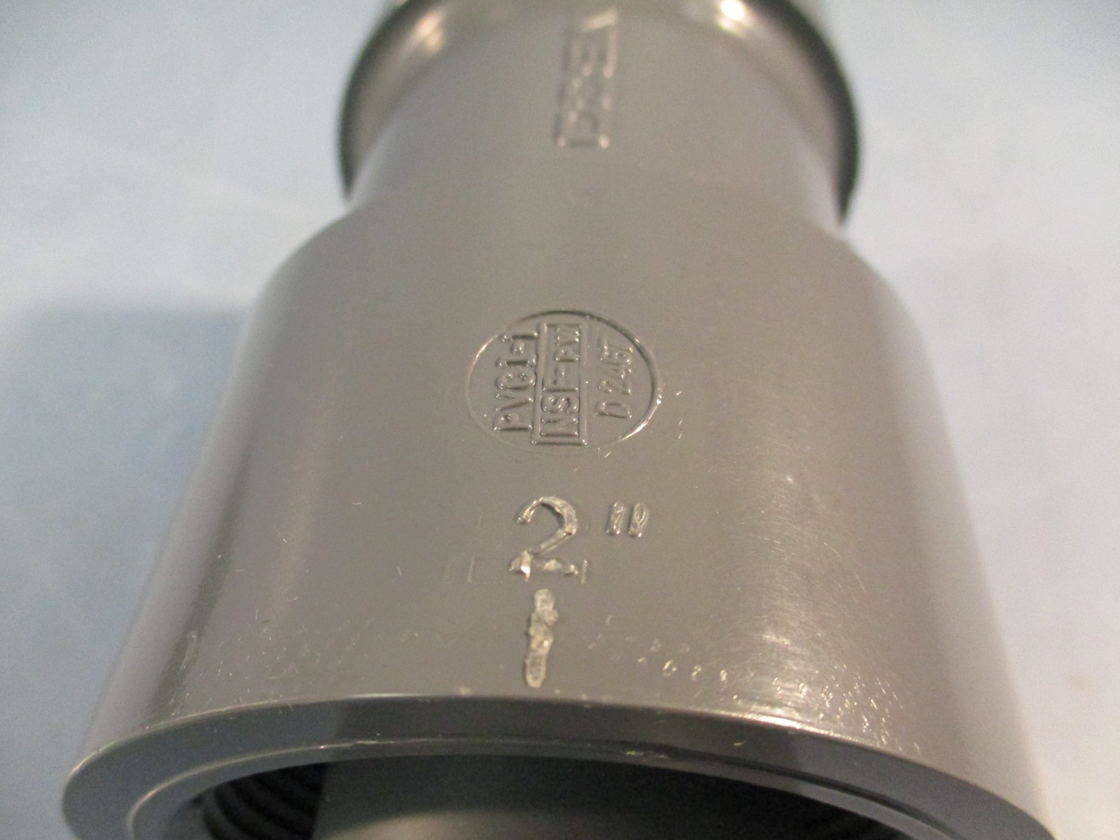 NIBCO SCH80 PVC 2.0″ NPT, STRAIGHT TEE, EJECTOR 20 TO 250PSI 140 DEG 1070376