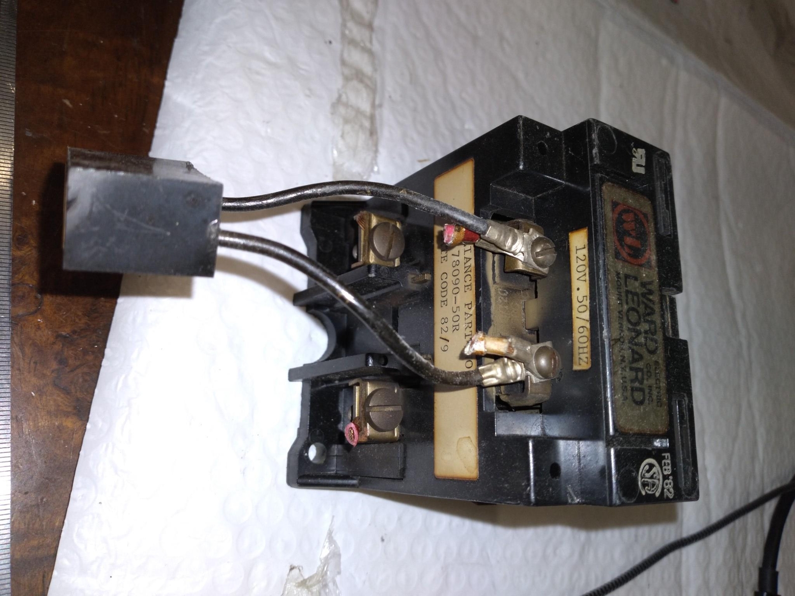 RELIANCE ELECTRIC 78090-50R 50/60HZ R001-7030-11 500VDC