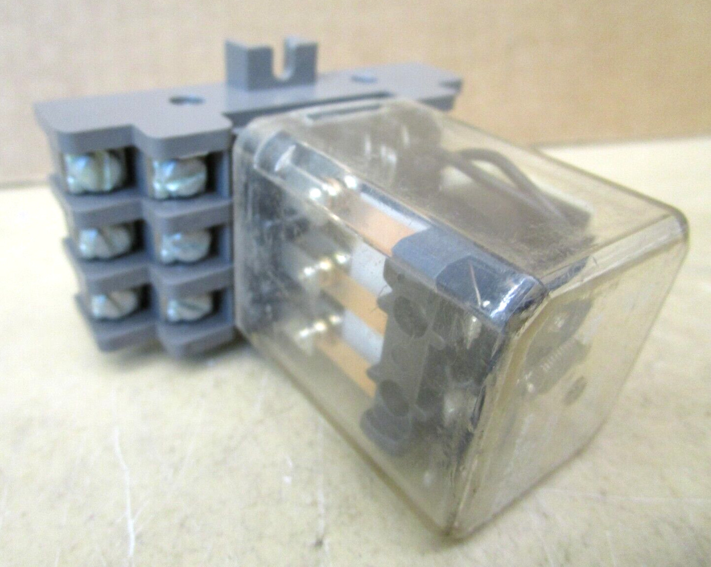Potter & Brumfield KUP-14A15-120 Relay w/ Rundel Base SL711 47206LR