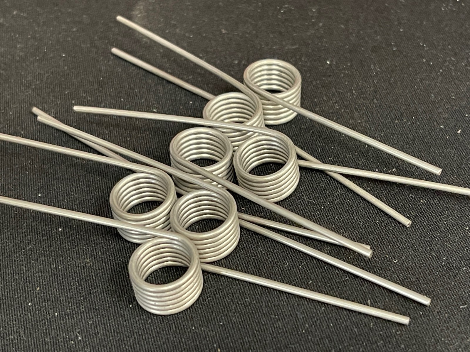 Torsion Springs SPEC T063-180-359-R Stainless Steel Qty 7 NEW
