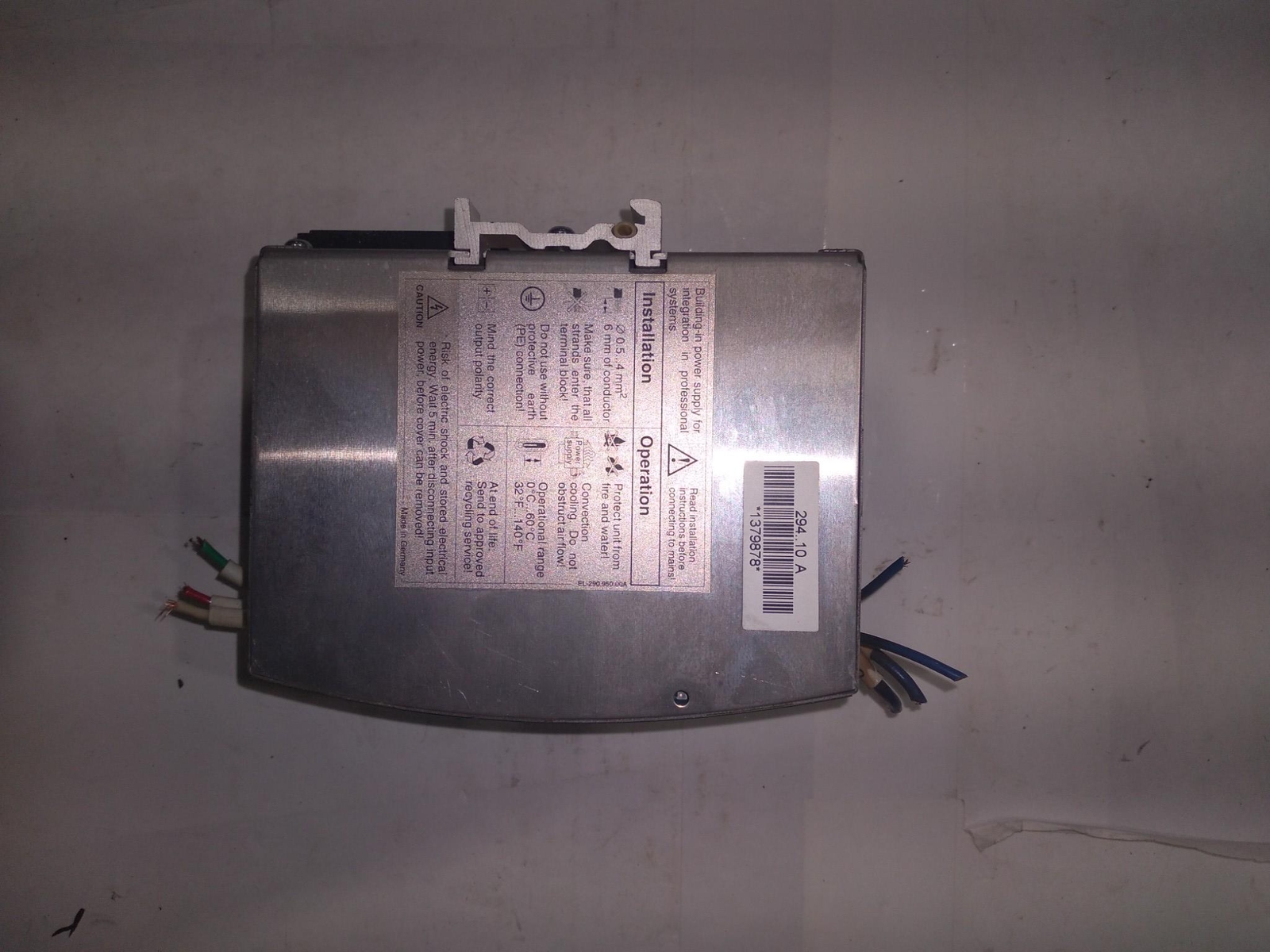 SOLA SDN 5-24-100 24VDC 5A 115/230VAC 2.6/1.4A 50-60HZ