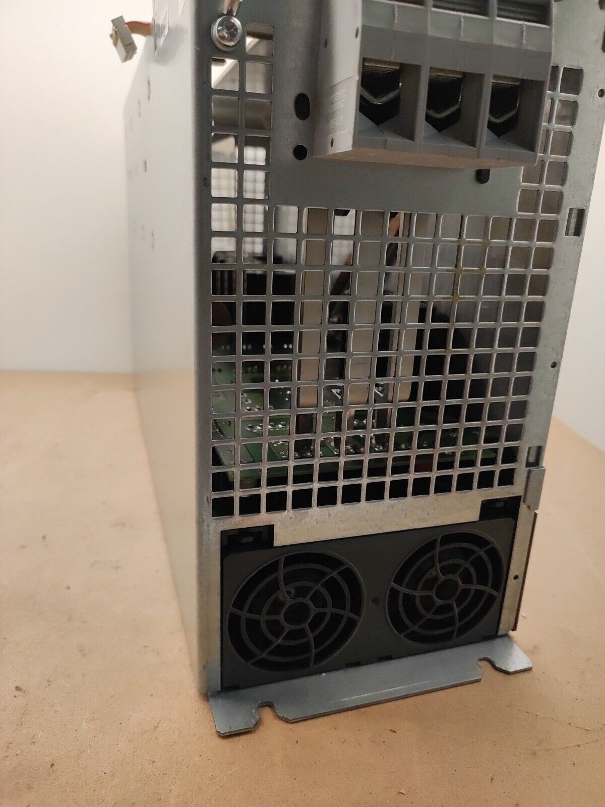 Siemens 6SN1123-1AA00-0EA2 Version: A 160A SIMODRIVE