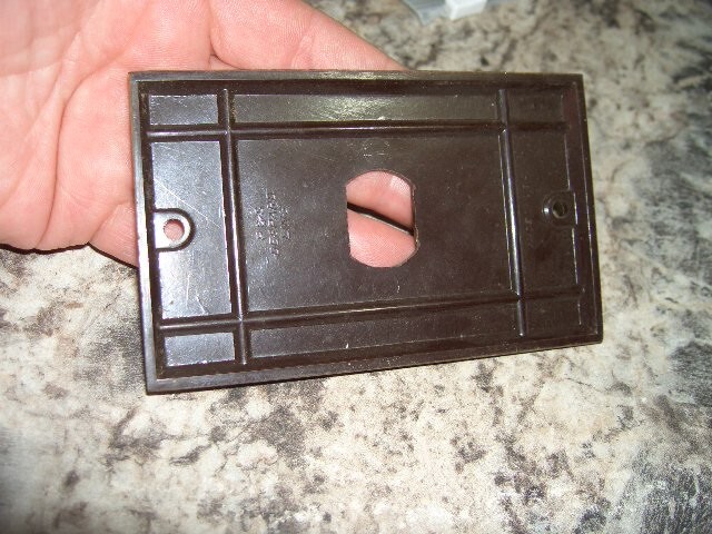 Vintage p&s art deco cover plate switch horizontal ribbed NO SCREWS