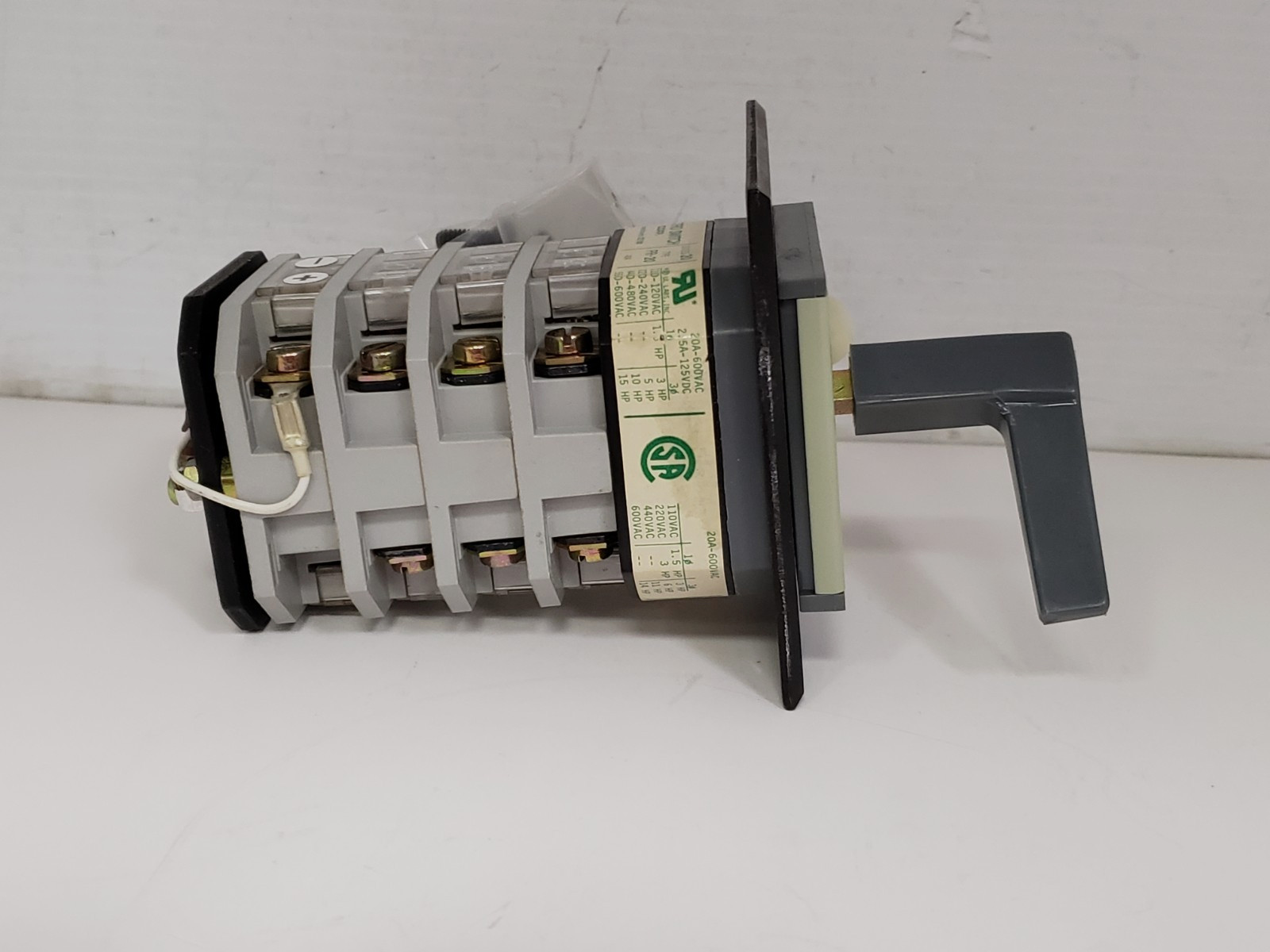 ELECTROSWITCH PR-20-20PZD 1302C8 001 8329 ROTARY CAM SWITCH 4 POS MAINTAINED NNB