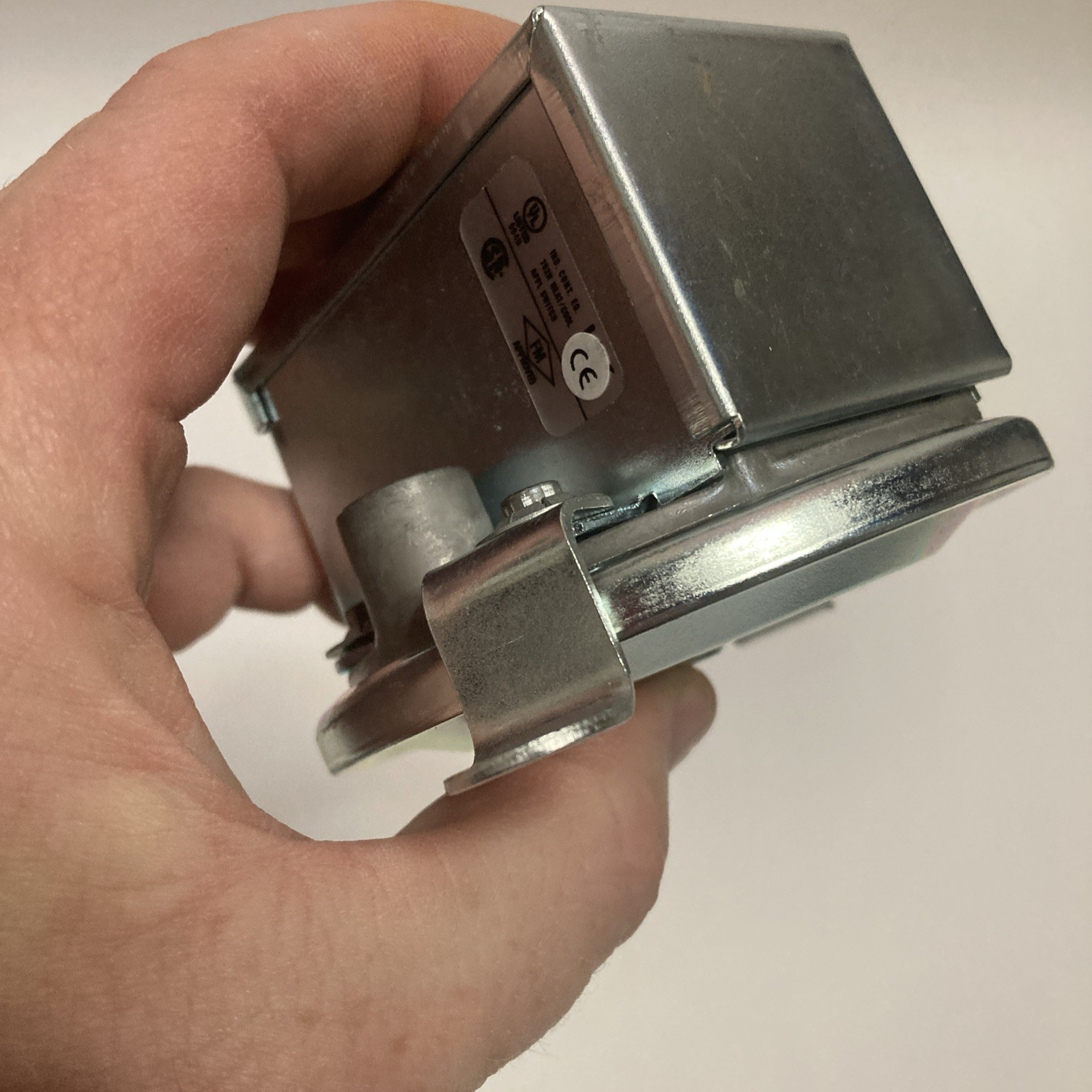 Dwyer Instruments 1910-0 Pressure Switch