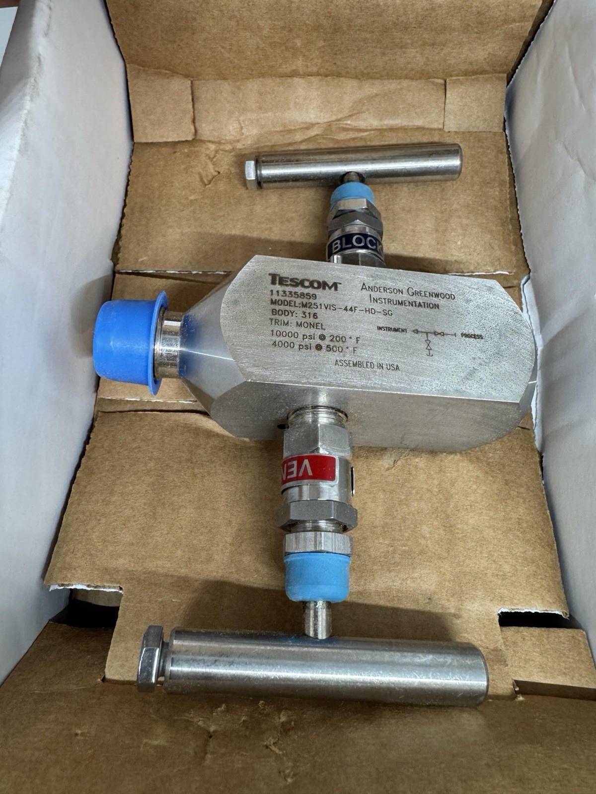 ANDERSON GREENWOOD MANIFOLD M251VIS-44F-HD-SG J211S 316 2 VALVE MANIFOLD NEW