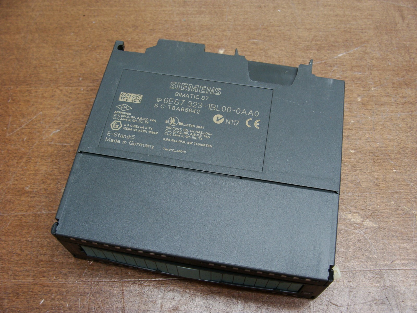 LOT OF 2 SIEMENS SIMATIC S7-300 DIGITAL COMBINATION MODULES 6ES7 323-1BL00-0AA0