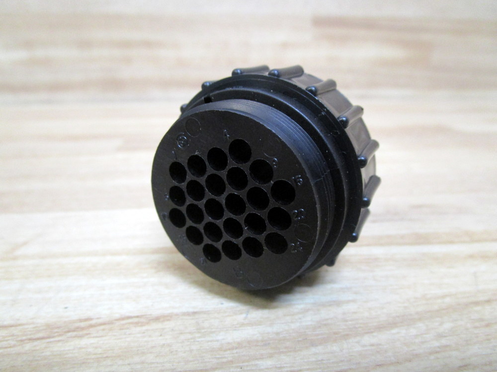 TE Connectivity 206837-1 Connector Plug 2068371