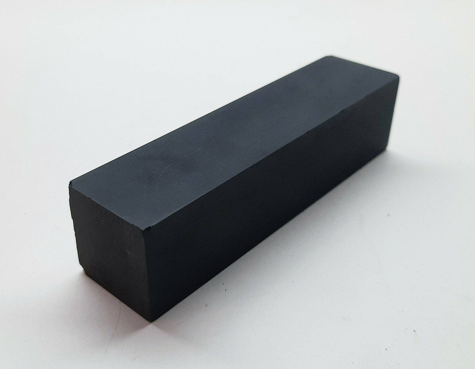 UNOCAL POCO EDM-100 GRAPHITE BLOCK 104 X 26 X 26 mm – NEW – OLD STOCK