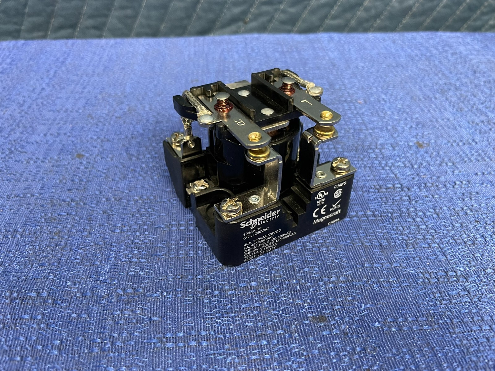 Magnecraft / Schneider Electric 199AX-10 , Relay , 240VAC Coil – New