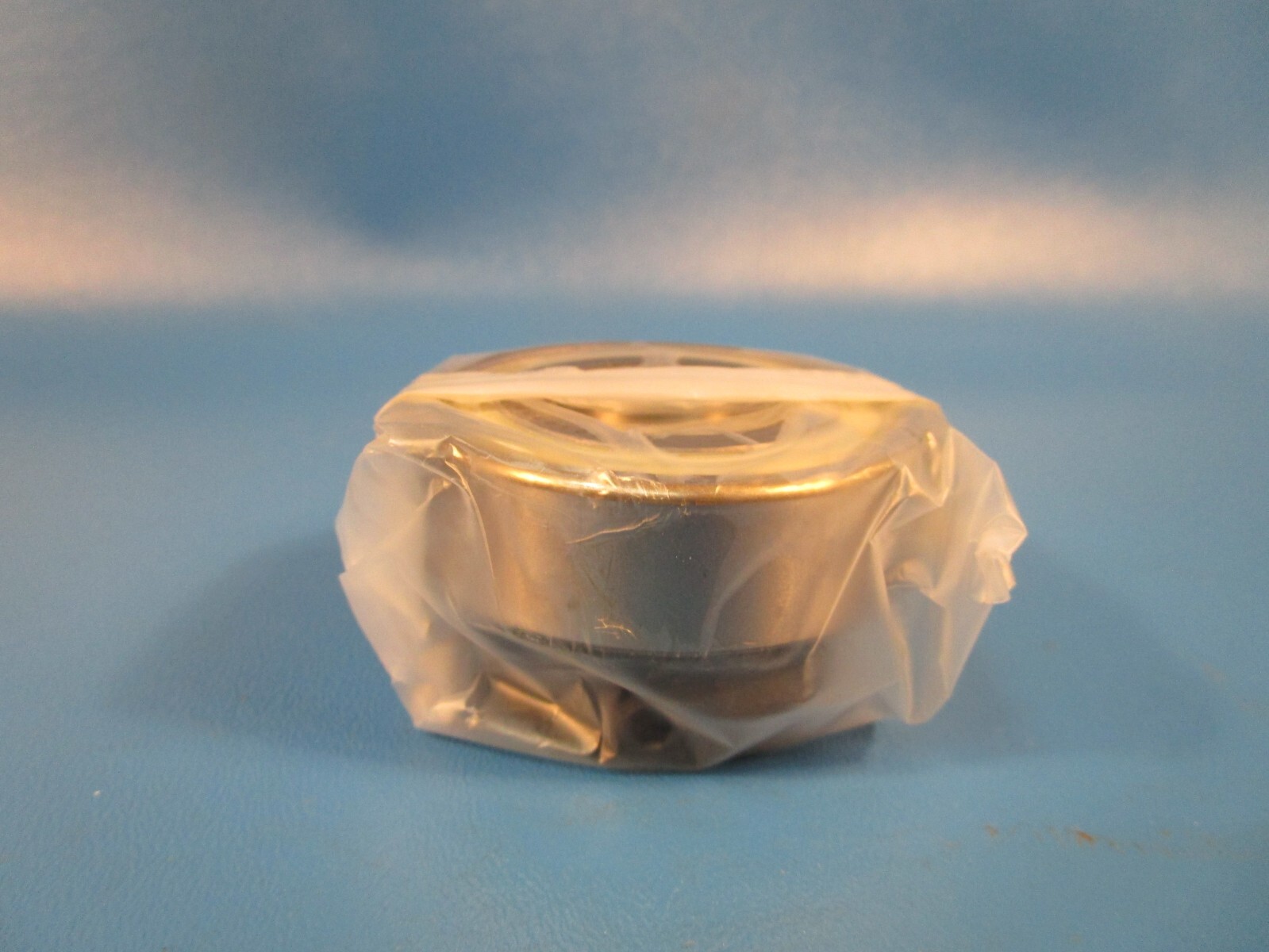 NTN NPC102RPC, Bearing Insert w/ Eccentric Locking Collar (BCA JELS206-102W3)