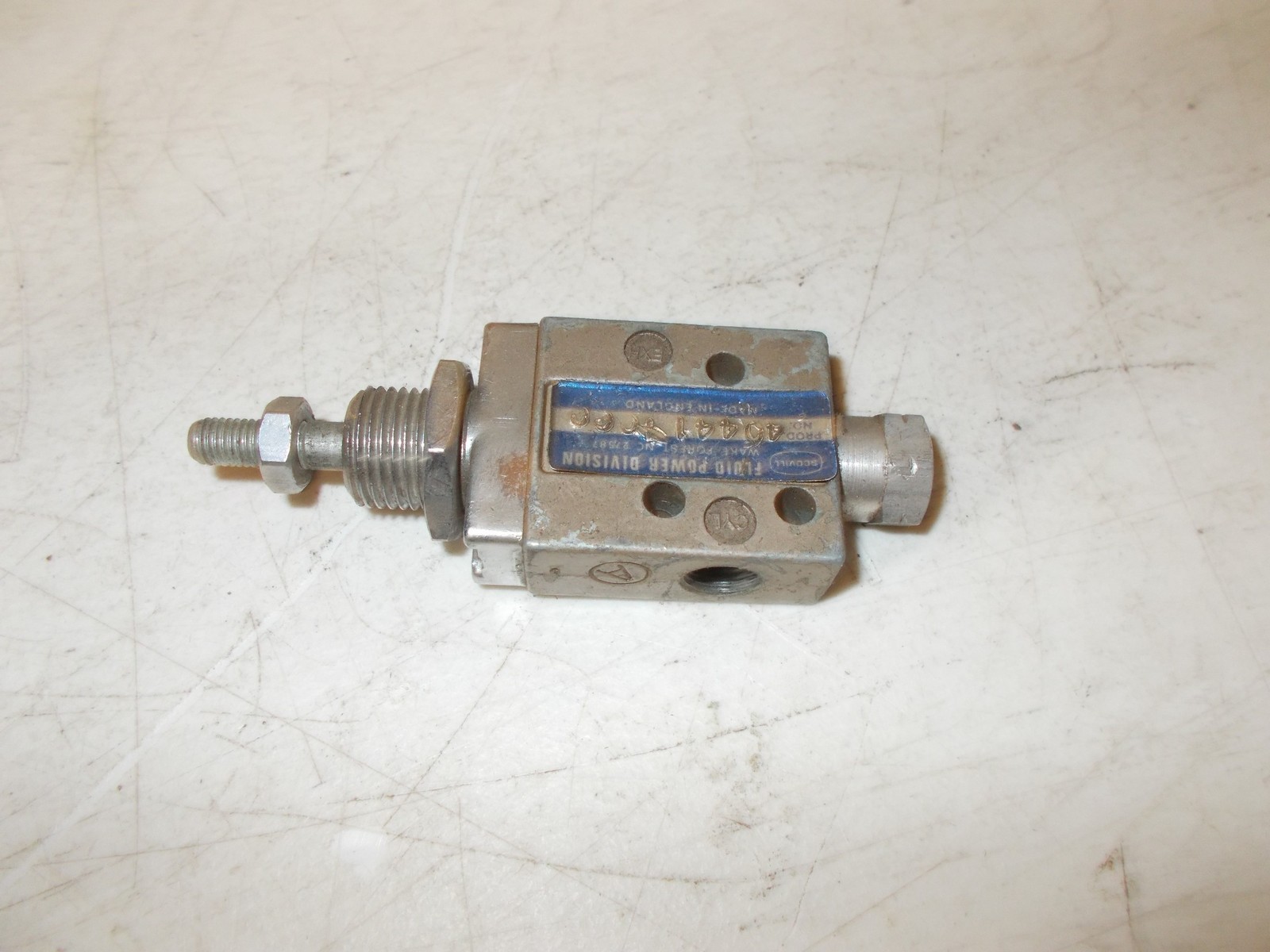Fluid Power Division Valve 40441 1000 *FREE SHIPPING*