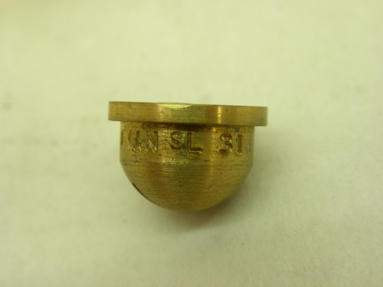 NEW – DELAVAN 74301233Z 1/4 LFM Plus SL 31 Brass Spray Nozzle Fitting