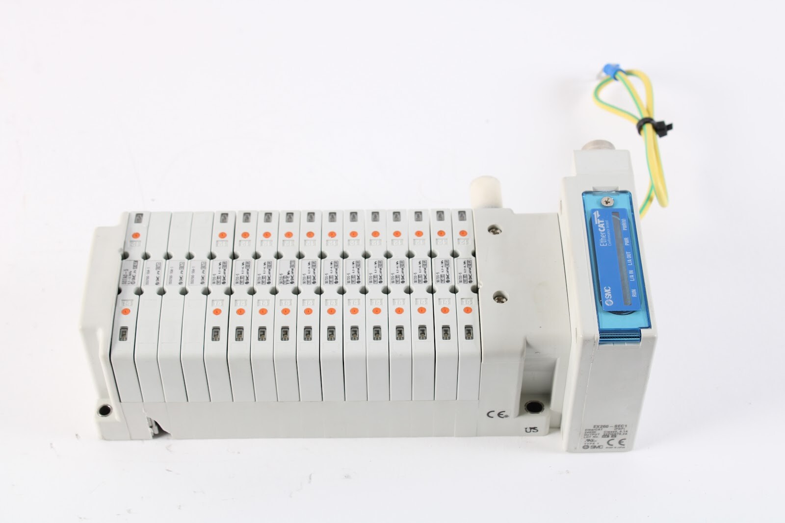 SMC 1x S07A0-5 3x SS0700-10A-1 12x S0720-5 Pneumatic Manifold 16-Port