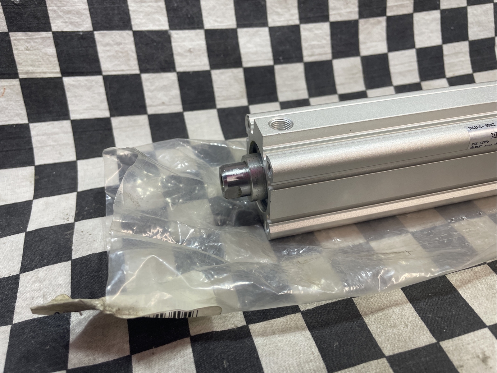 SMC CQ2-Z COMPACT CYLINDER, CDQ2A32-150DCZ, CDQ2A32150DCZ, SHIPSAMEDAY